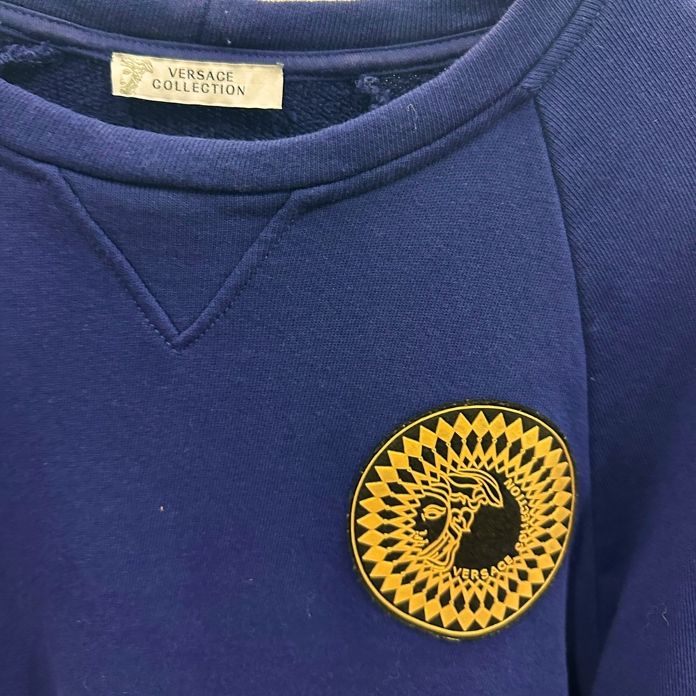 Vintage men’s Versace bright navy sweatshirt. Size medium. Great condition.